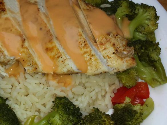 haehnchenbrust mit brokkoli paprika und reis all in one 2