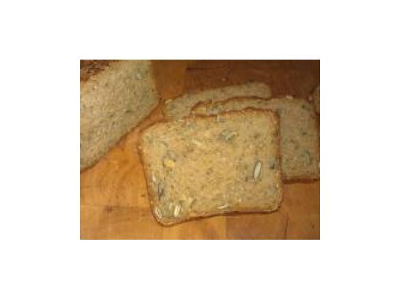 Kürbiskernbrot mit Zucchini, lecker ob mit süßem oder herzhaftem Belag